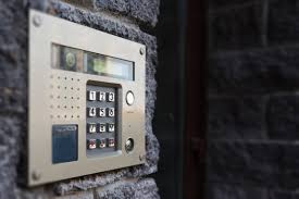 Intercstep-by-step checklist for choosing an intercom systemom System for Your Home